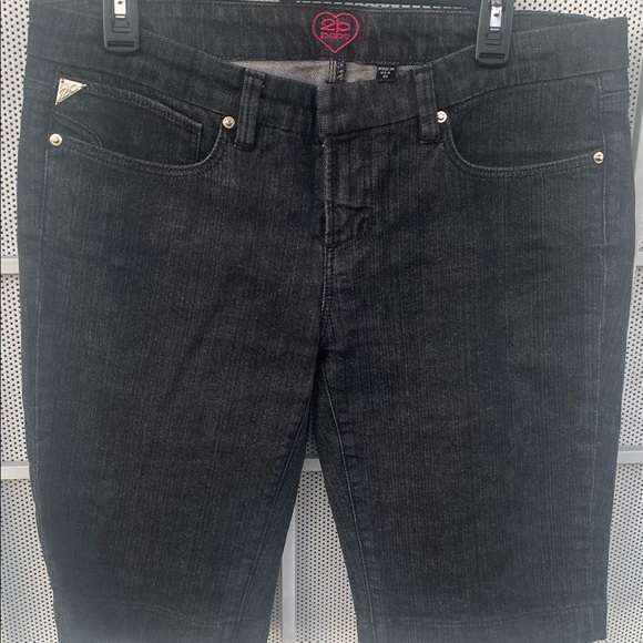 2b Bebe size 31 women’s shorts 12” inseam black denim low rise made in USA - Picture 4 of 8